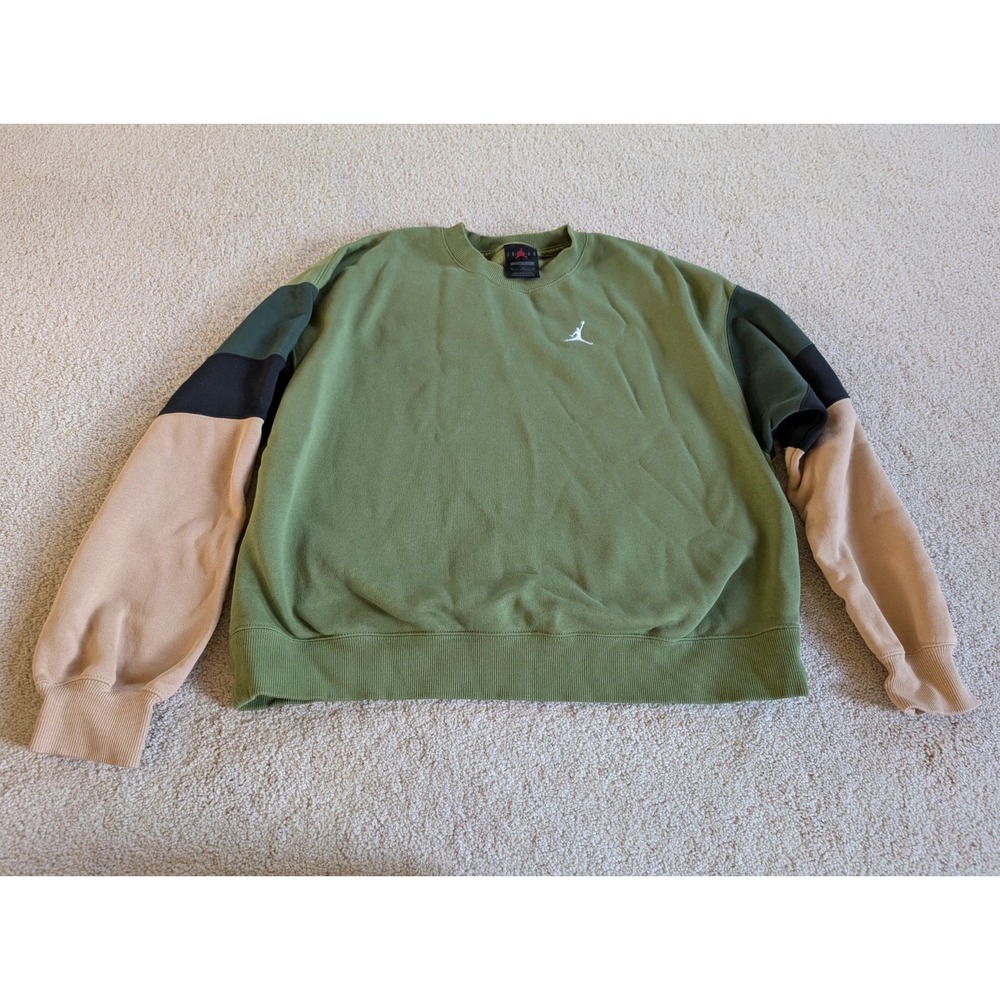 Women's Nike Air Jordan Green Brooklyn Fleece Sweatshirt Medium